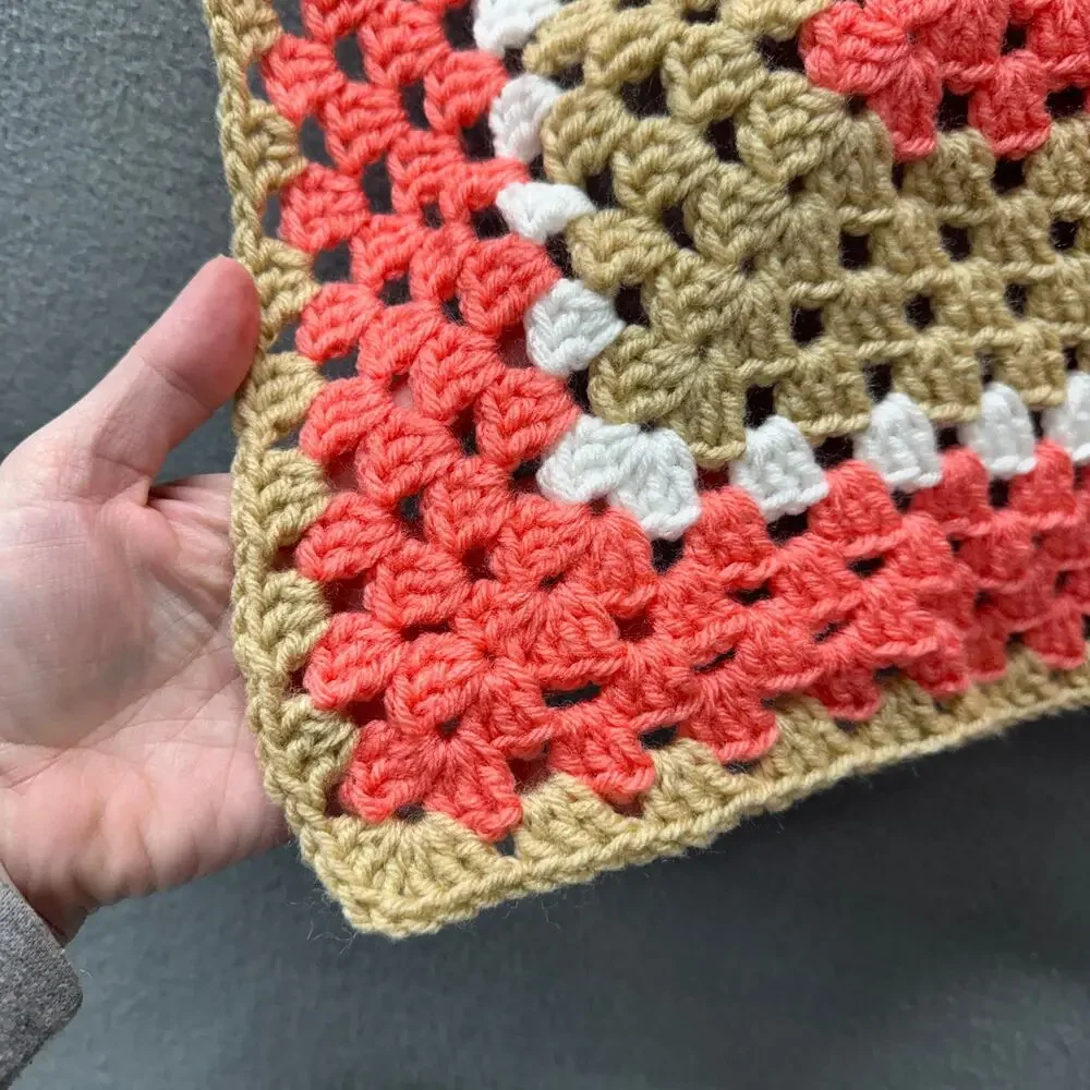 UNISEX‎ Baby Blanket Handmade Classic Retro Look Afghan NWOT STYLE #1166